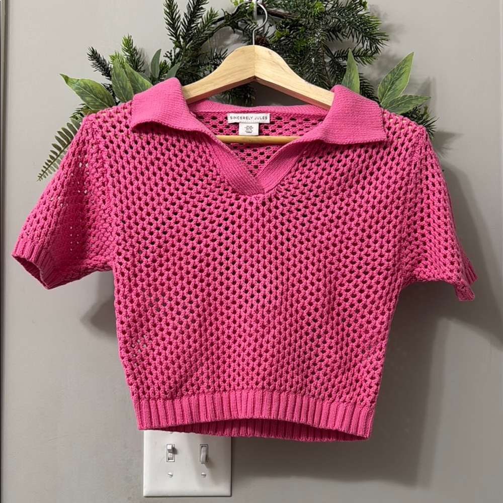 ✨PINK PONY CLUB✨Pink Crochet Short Sleeve Crop Top Size M